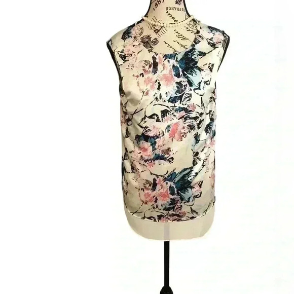 Cooper and Ella Ladies Small Beige And Blue Floral Silky Blouse S/S layered - Picture 1 of 6